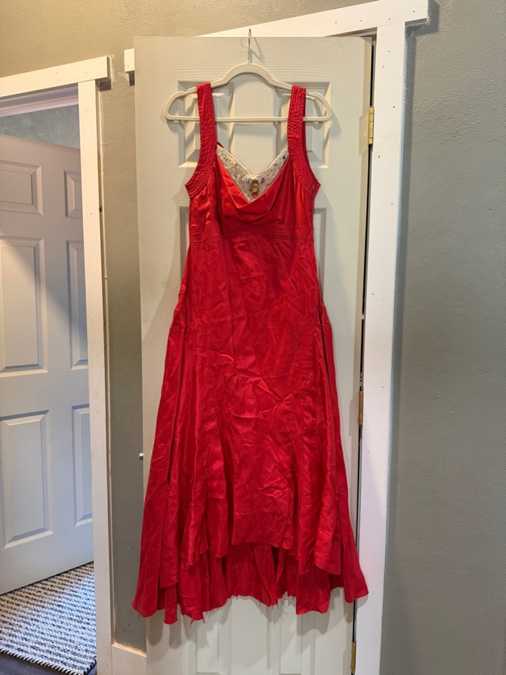 Free people long Red Sleeveless V-Neck dress size 6 made in India